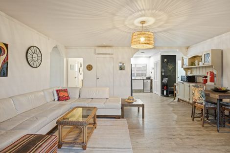 Photo of property in 1/73 Florence Avenue, Orewa, 0931