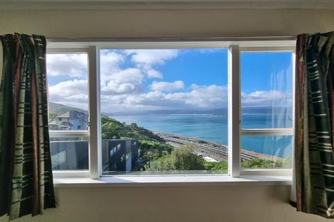 Photo of property in 82a Homebush Road, Khandallah, Wellington, 6035