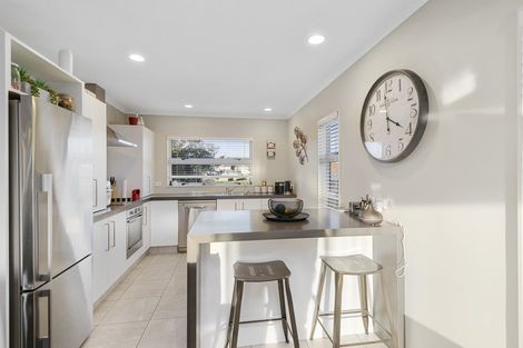 Photo of property in 51 Gawler Street, Te Horo Beach, Otaki, 5581