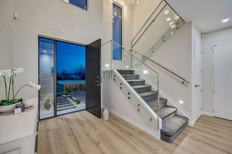 Photo of property in 17a Alexandra Street, Riverhead, 0820