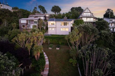 Photo of property in 40 Seaview Road, Paremata, Porirua, 5024