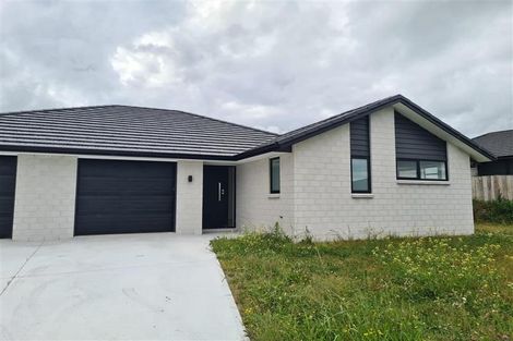 Photo of property in 18 Kapua Crescent, Rototuna North, Hamilton, 3210