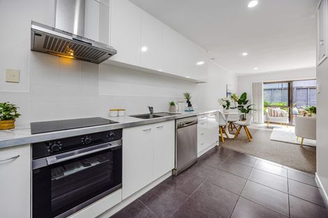 Photo of property in 1/636 Mount Wellington Highway, Mount Wellington, Auckland, 1062