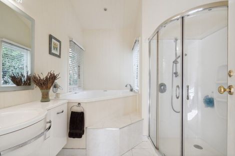 Photo of property in 14 Kea Street, Waikanae, 5036