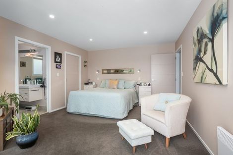 Photo of property in 61 James Cook Drive, Whitby, Porirua, 5024