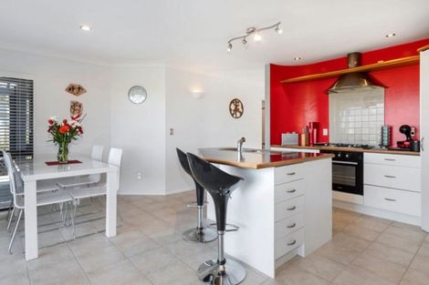 Photo of property in 5 Bree Court, Papamoa Beach, Papamoa, 3118