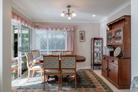 Photo of property in 127 Victoria Avenue, Hokowhitu, Palmerston North, 4410