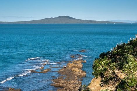 Photo of property in 18 Red Bluff Rise, Campbells Bay, Auckland, 0630