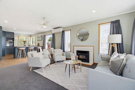 Photo of property in 4 Rathgar Road, Henderson, Auckland, 0610