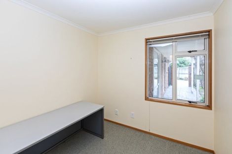Photo of property in 12 Courtfield Close, Parklands, Christchurch, 8083
