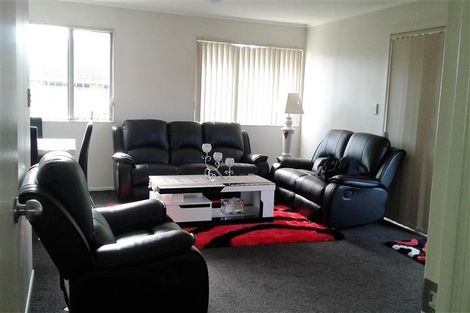 Photo of property in 8 Josie Lane, Manurewa, Auckland, 2102