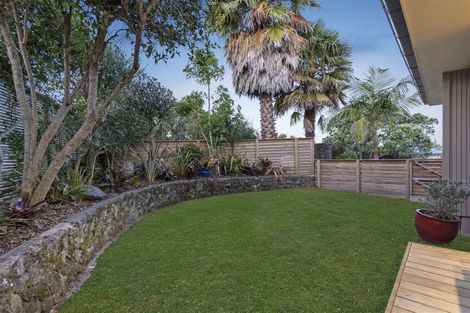 Photo of property in 14 Theodora Place, Mairangi Bay, Auckland, 0630