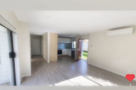 Photo of property in 107b Sturges Road, Henderson, Auckland, 0612