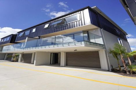 Photo of property in 1048 Woodstock Road, View Hill, Oxford, 7495