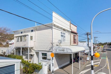 Photo of property in 213 The Parade, Island Bay, Wellington, 6023