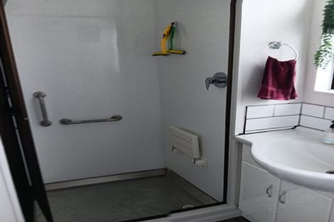 Photo of property in 16 Hunter Street, Westport, 7825