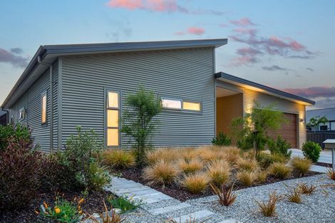 Photo of property in 37 Larch Crescent, Alexandra, 9320