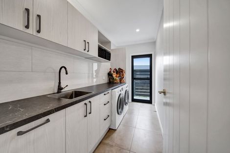 Photo of property in 22a Larlin Drive, Hawera, 4675