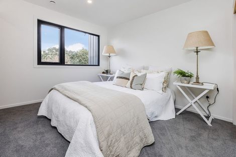Photo of property in 3 Kaaramuramu Lane, Mangere Bridge, Auckland, 2022