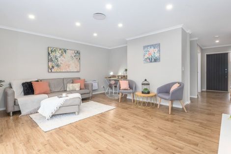 Photo of property in 122 Endeavour Drive, Whitby, Porirua, 5024