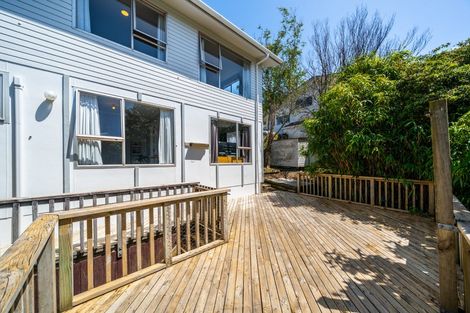 Photo of property in 15a Kereru Bend, Tawa, Wellington, 5028