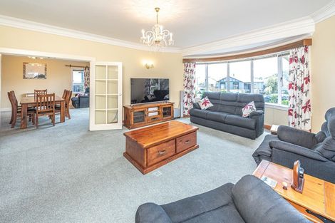 Photo of property in 5 Kawatiri Avenue, Gonville, Whanganui, 4501