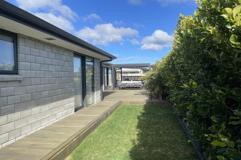 Photo of property in 91 Te Wharo Drive, Papamoa, 3118