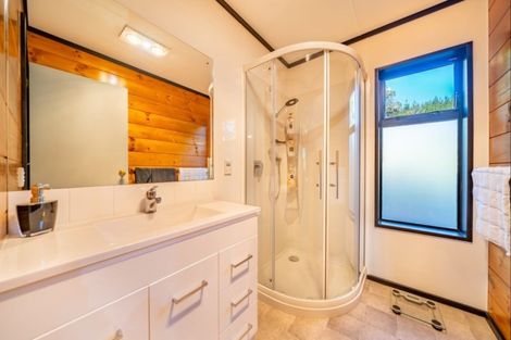 Photo of property in 34a Norana Road, Maoribank, Upper Hutt, 5018