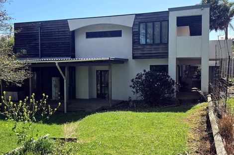 Photo of property in 213 Whangaparaoa Road, Red Beach, 0932