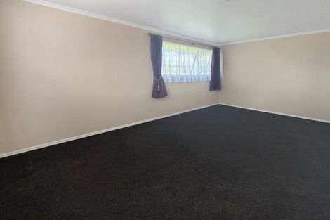 Photo of property in 32 Laward Road, Shannon, Palmerston North, 4474