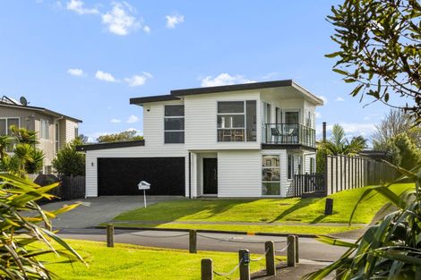 Photo of property in 15 Halyard Place, Te Atatu Peninsula, Auckland, 0610