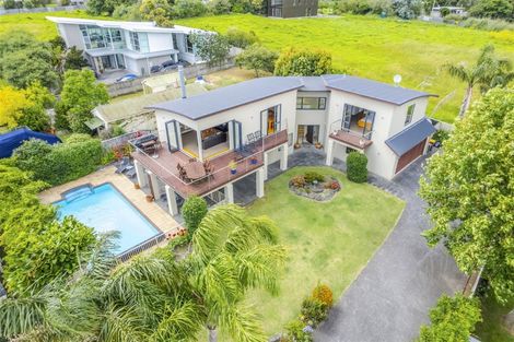 Photo of property in 17 Campbell Road, Maraetai, Auckland, 2018