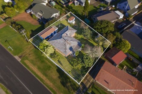 Photo of property in 28 Cook Drive, Whitianga, 3510