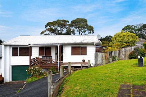 Photo of property in 12 Talavera Place, Te Atatu South, Auckland, 0602