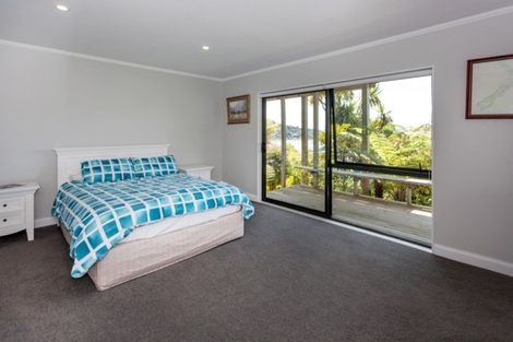 Photo of property in 9 Ridge Road, Tairua, 3508