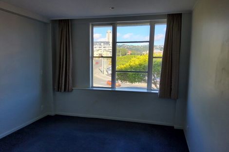 Photo of property in Grandstand Apartments, 37/80 Kent Terrace, Mount Victoria, Wellington, 6011