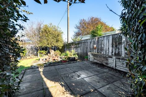 Photo of property in 15 Marama Crescent, Spotswood, New Plymouth, 4310
