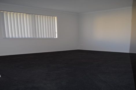 Photo of property in 10 Herring Place, Omokoroa, 3114