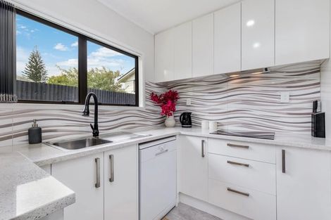 Photo of property in 1/4a Browns Road, Manurewa, Auckland, 2102