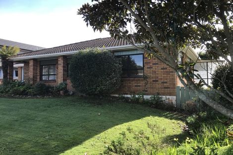 Photo of property in 6a Reidy Place, Pukekohe, 2120