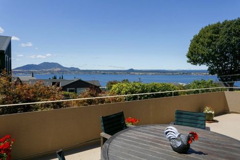 Photo of property in 42 Wakeman Road, Acacia Bay, Taupo, 3330
