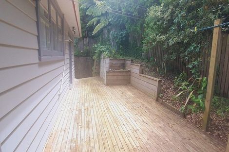Photo of property in 39 Korau Grove, Stokes Valley, Lower Hutt, 5019