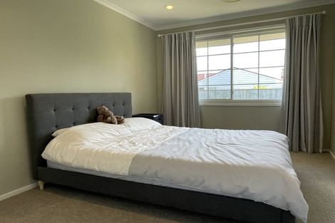 Photo of property in 19 Chorley Grove, Churton Park, Wellington, 6037