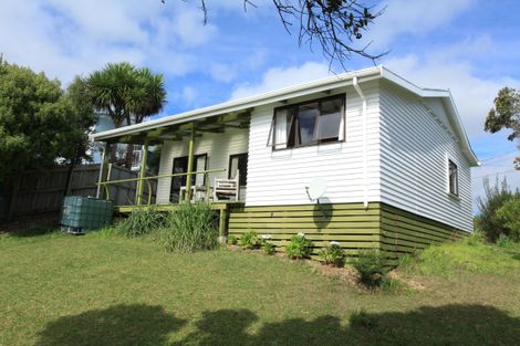 Photo of property in 120 Greenslade Road, Raglan, 3295