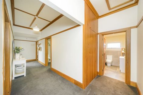 Photo of property in 30 Lyndhurst Street, Takaro, Palmerston North, 4412