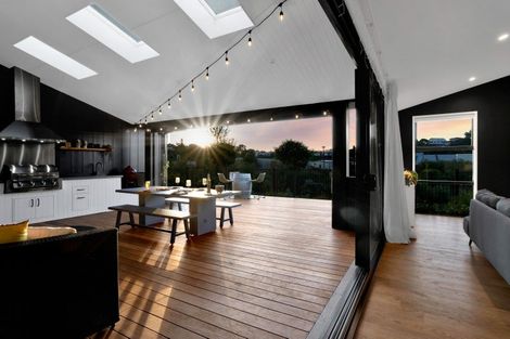 Photo of property in 1/20b Gordon Street, Glen Avon, New Plymouth, 4312