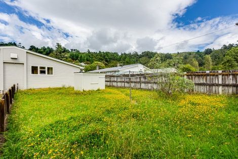 Photo of property in 30-32 Delaney Drive, Stokes Valley, Lower Hutt, 5019