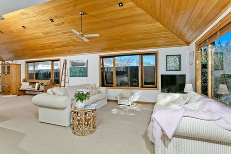 Photo of property in 2/76 Norwood Road, Bayswater, Auckland, 0622