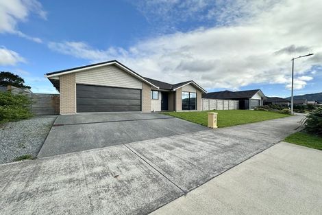 Photo of property in 23 Hopkirk Avenue, Wallaceville, Upper Hutt, 5018