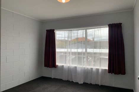 Photo of property in 9 Alston Avenue, Kelston, Auckland, 0602